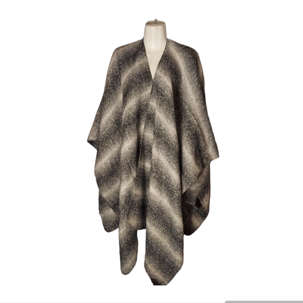 Torrid  Black & Gray Ombre Ruana Shawl Cardigan-One Size-NWT